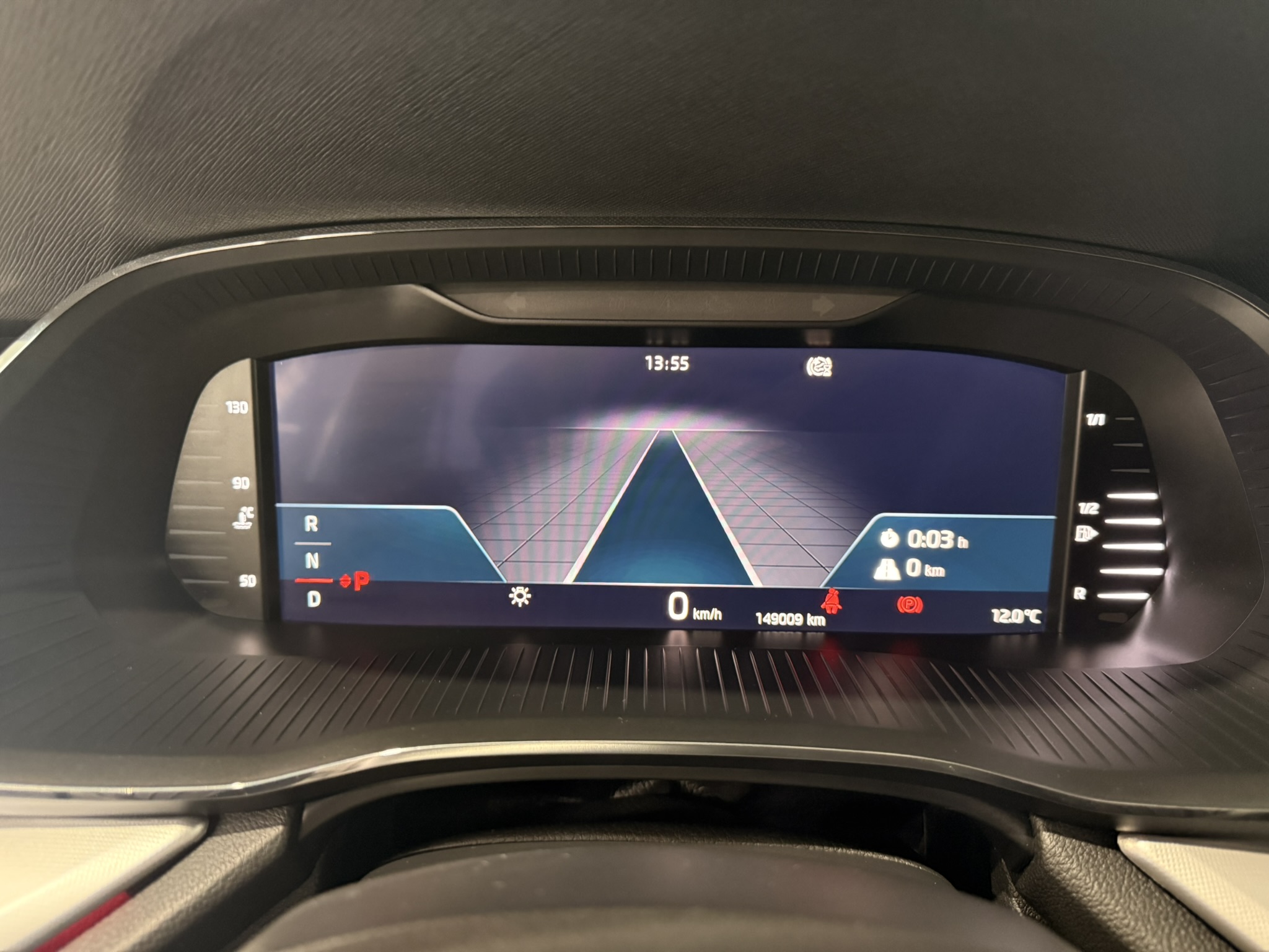 SkodaOctavia150DSGGris (18)