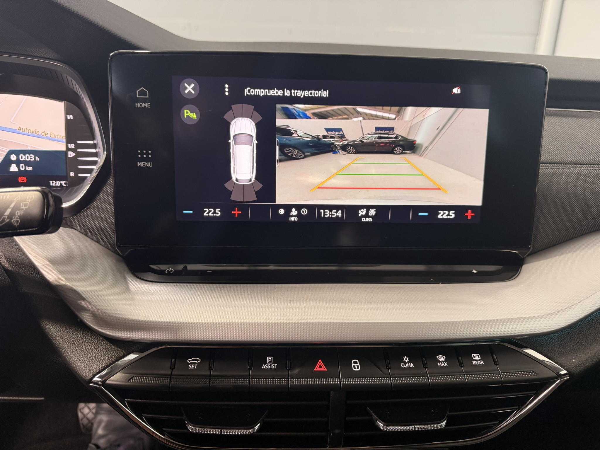 SkodaOctavia150DSGGris (21)