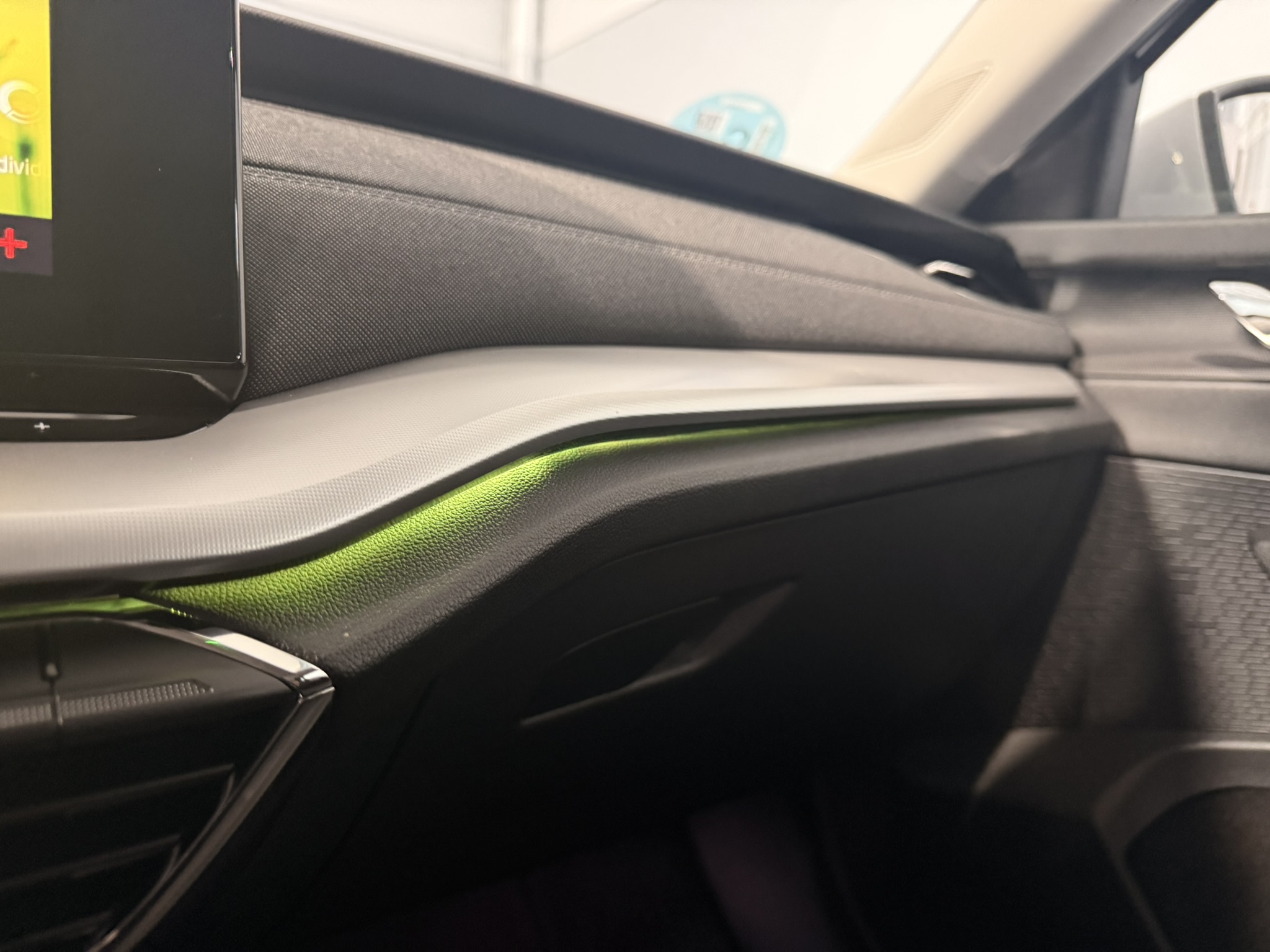 SkodaOctavia150DSGGris (38)